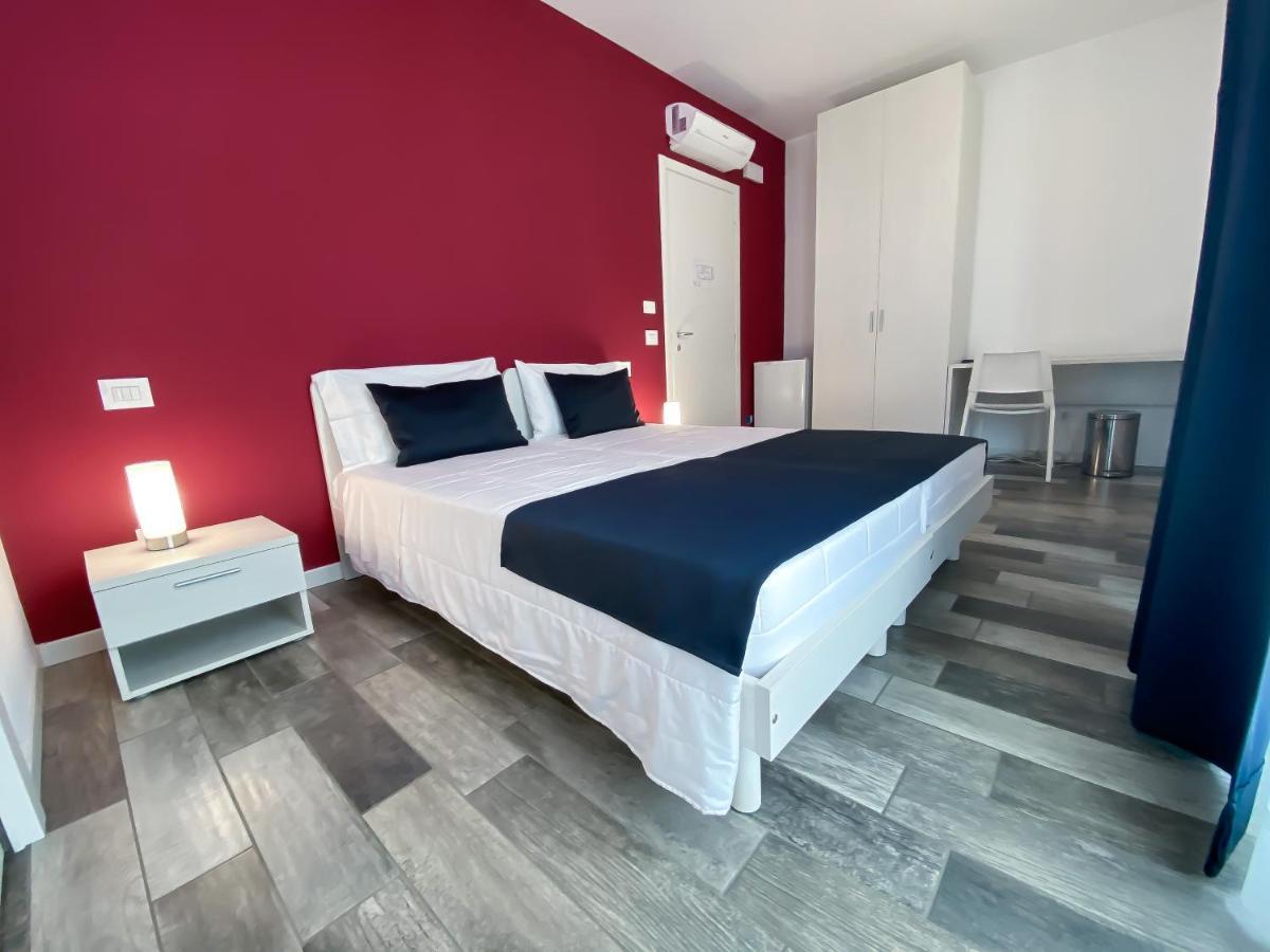 Bonne Nuit Guest House Azzano San Paolo Exterior foto