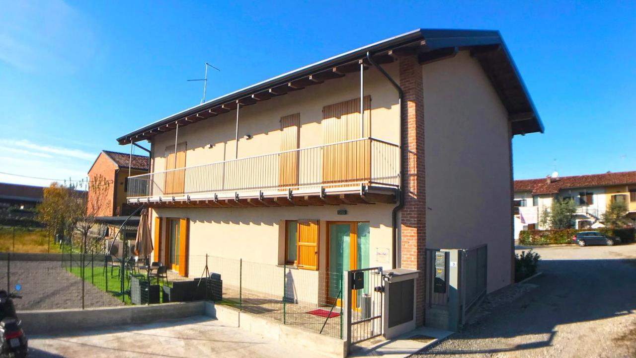 Bonne Nuit Guest House Azzano San Paolo Exterior foto